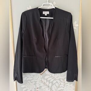 Elle Scalloped Black Blazer